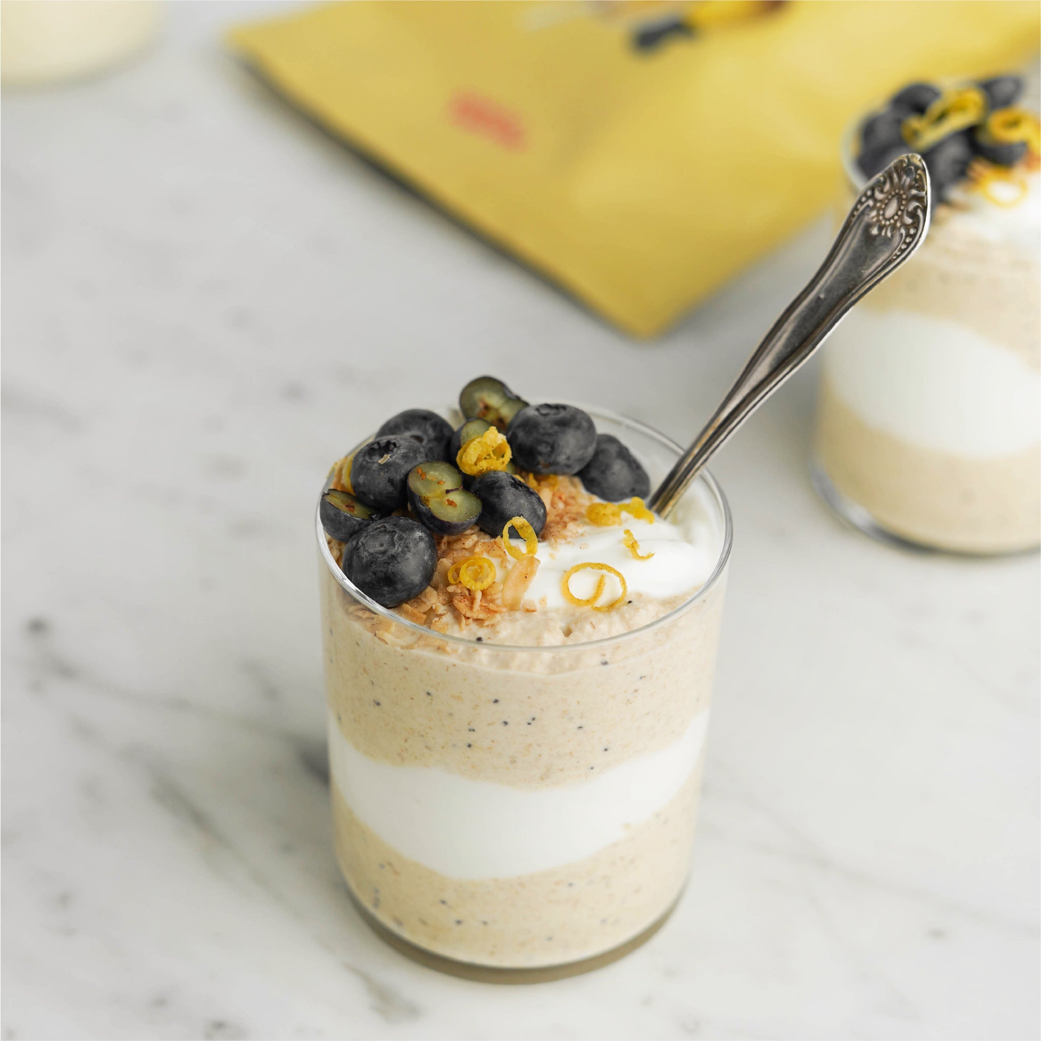 Carica video: Slurpyflakes Fiocchi d'Avena Baby Crema al Limone