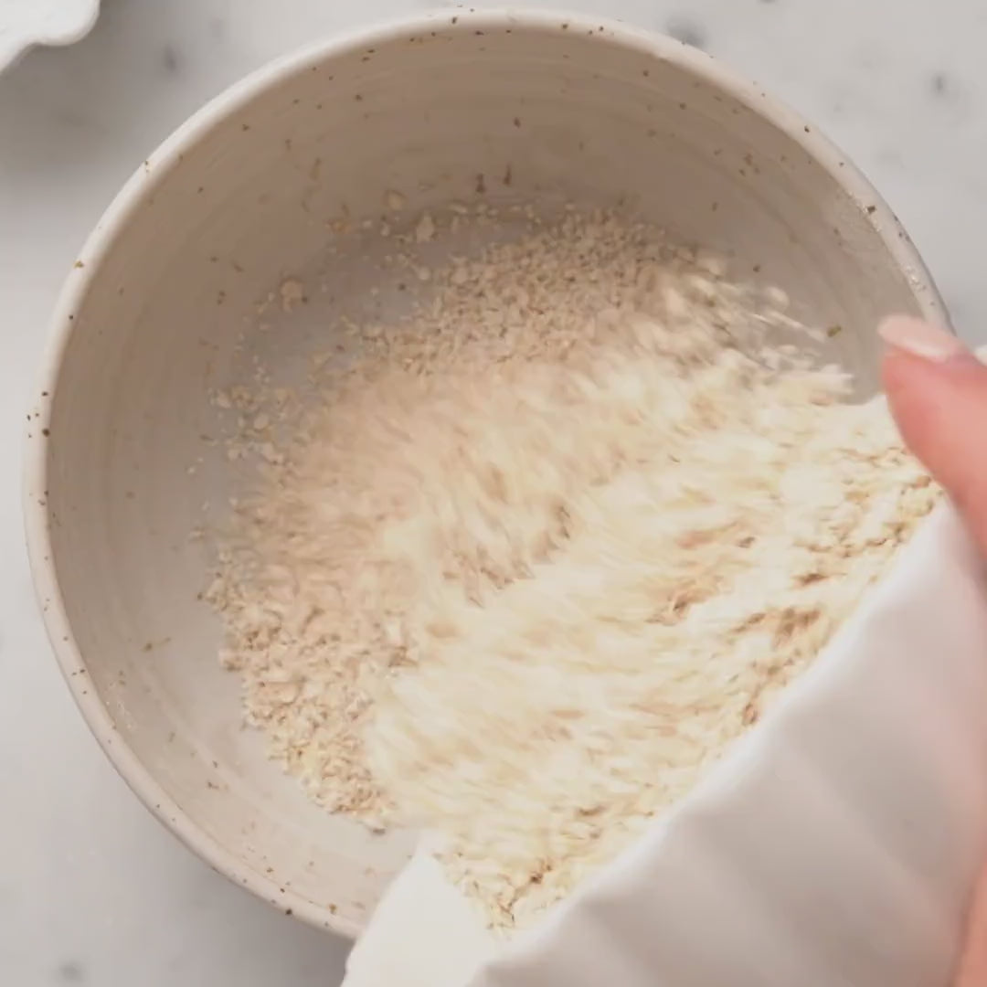 Carica video: Slurpyflakes Fiocchi d&#39;Avena Baby Cioccolato Bianco e Cocco